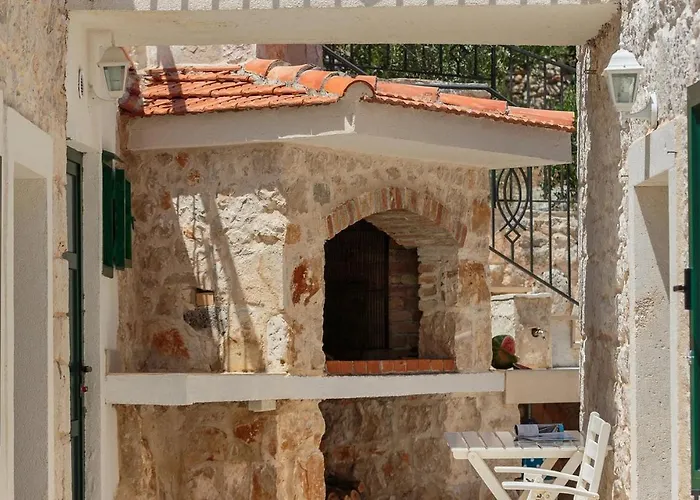 Luka Brac Casa de Férias Ložišće
