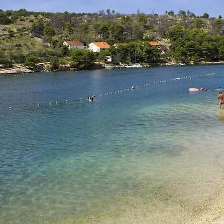 Luka Brac Lozisce